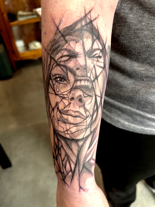 Deposit to book a tattoo session with Joanna