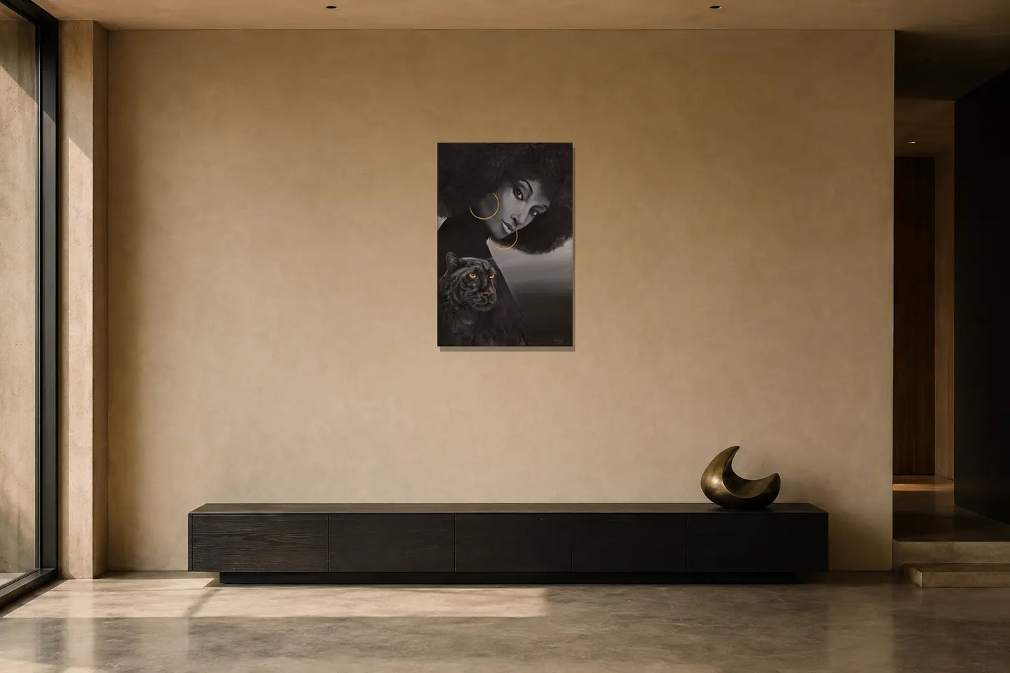 Mise en situation de l’œuvre La panthère noire, 24 × 36 po, dans un intérieur minimaliste